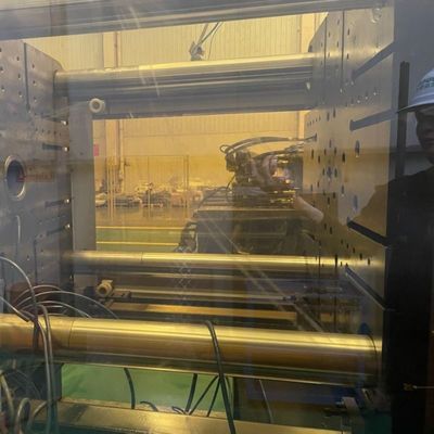 800t High Performance Plastic Injection Molding Machine Servo Drive