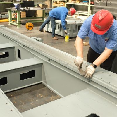 OUCO CE Certification 800T Injection Molding Machine Sturdy And Durable Outdoor Trash Cans